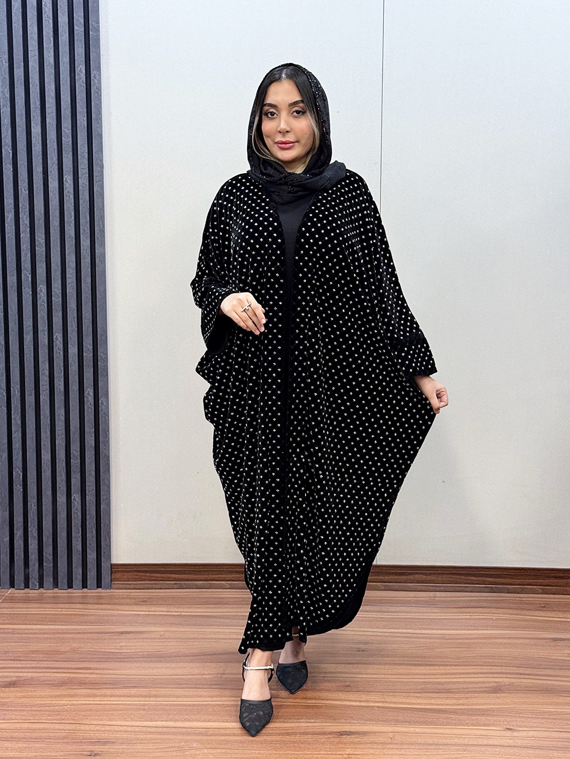 photo-output (247) مانتو عبا جلوباز رویان کد 1050 - Image 1