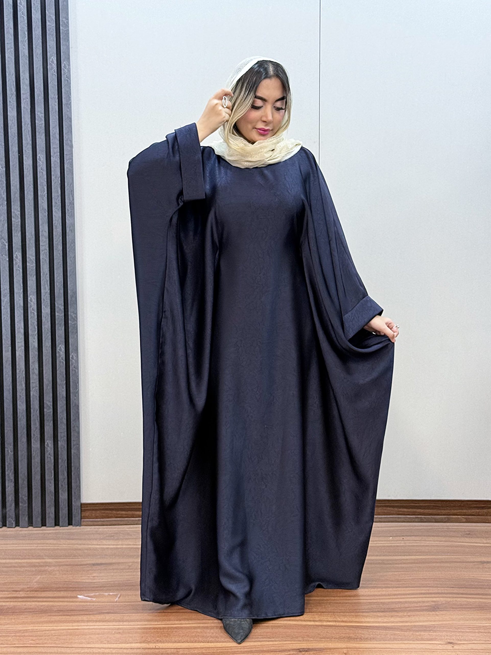 photo-output (143) مانتو عبایی پریا کد 1074 - Image 1
